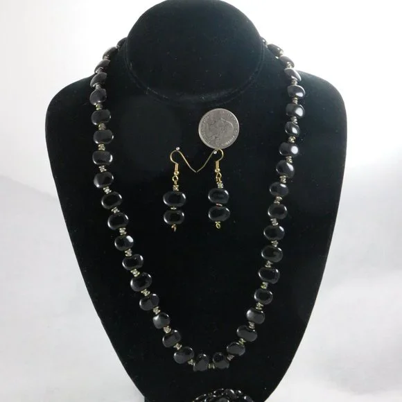 KAZURI Mini Shale Black Earthen Clay Jewelry Bundle Set - Picture 2 of 9